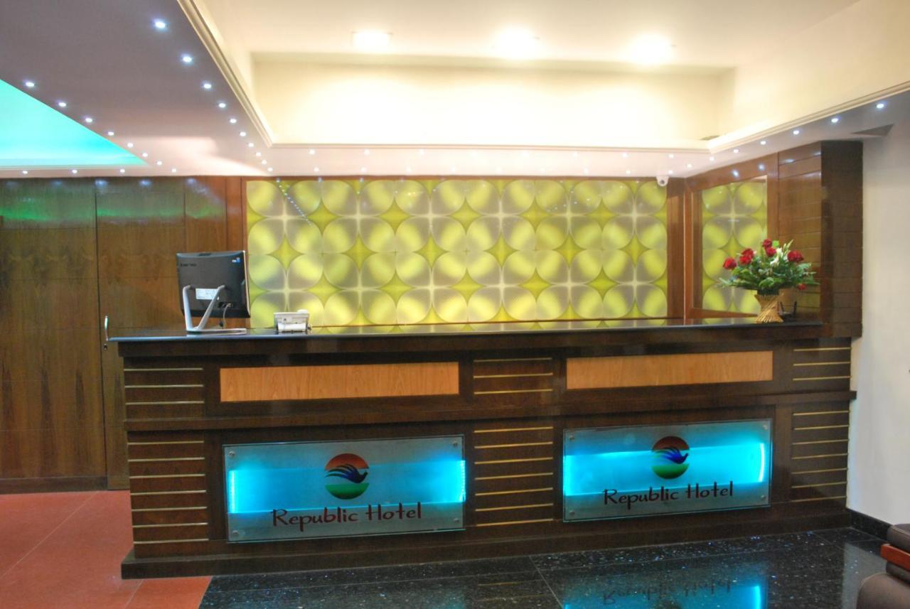 Republic Hotel Patna  Exterior photo